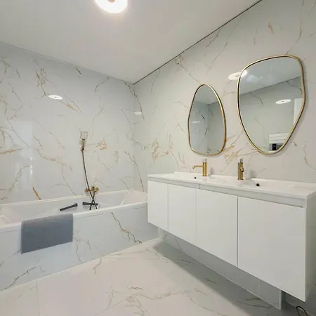 Duplex Coup De Coeur - 6 Pers, Piscine, Parking * Nice